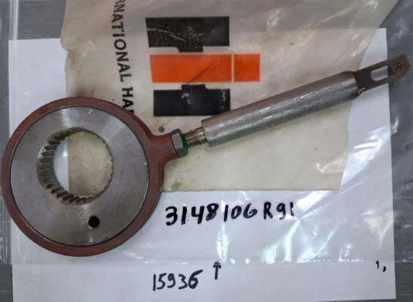 3148106R91 ADJUSTER fit 533, 433, 733, 633, 833