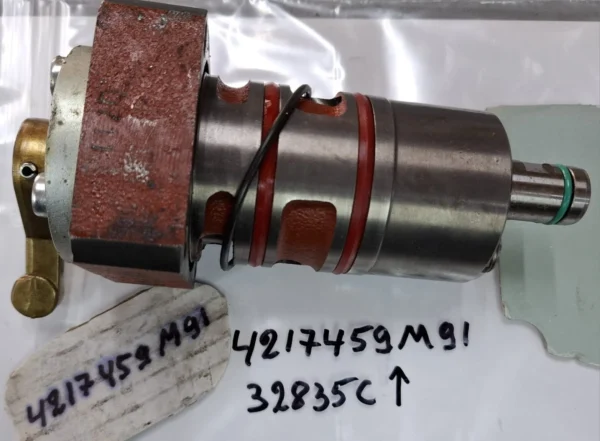 HYDRAULIC DISTRIBUTOR 4217459M91 LANDINI