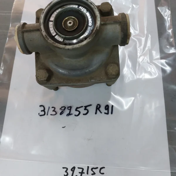 3138255R91 - RELAY VALVE KOMATSU