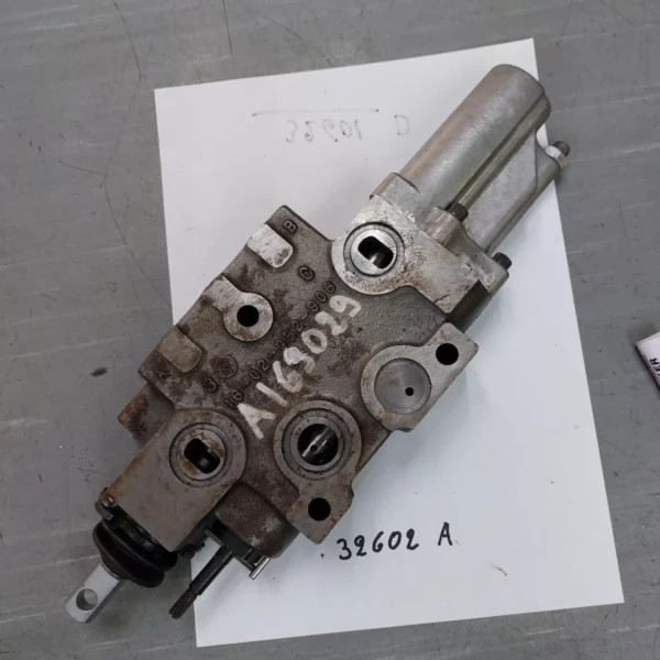 HYDRAULIC VALVE A169029 fit Case IH 2290,3594,2096, 2294