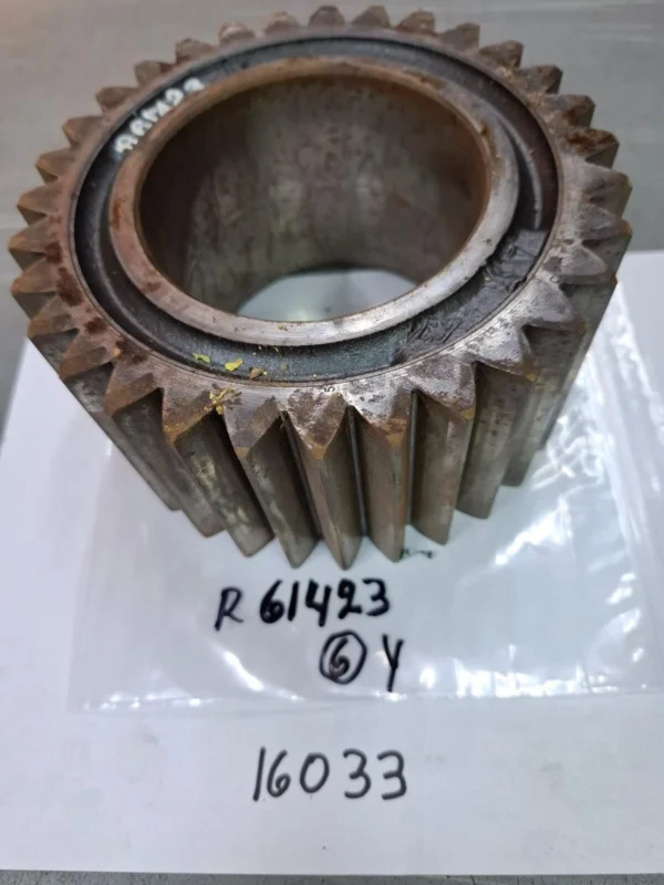Pinion R61423 4640, 8440, 8450, 8560