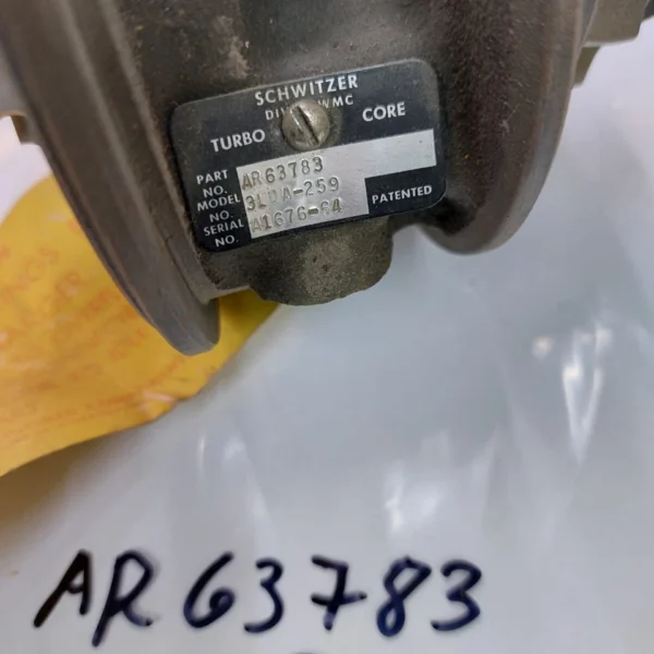JOHN DEERE AR63783 Housing turbo Deere parts 740