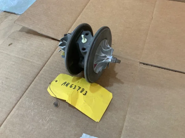 JOHN DEERE AR63783 Housing turbo Deere parts 740