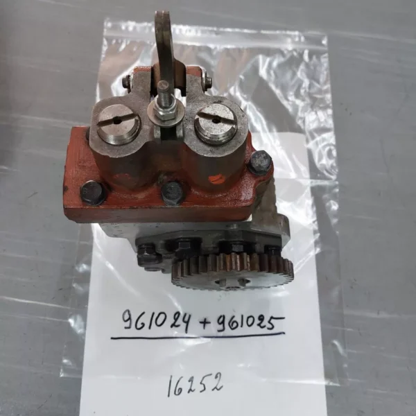 K961024 VALVE / K961025 PUMP fit David Brown 880, 950, 880UE