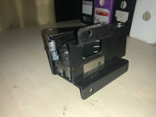 Accelerator RE61183 8100 8100T