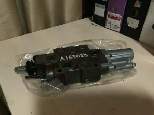 HYDRAULIC VALVE A169029 fit Case IH 2290,3594,2096, 2294