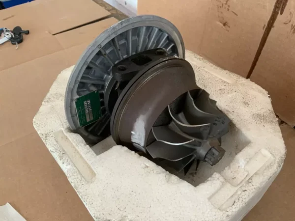 JOHN DEERE AR58305 turbo housing 5200, 6030, 7520